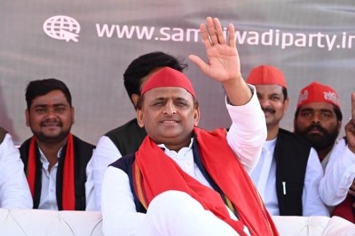 Akhilesh launches membership drive for party Akhilesh launches membership drive for party