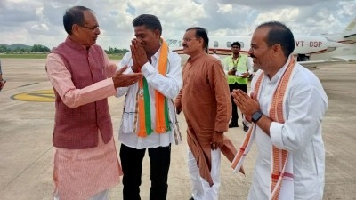 MP: Serving substandard food to CM lands officer in trouble MP: Serving substandard food to CM lands officer in trouble