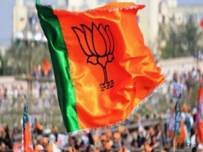 Telangana intelligence officer 'caught' during BJP national executive meet