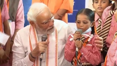 Connect education with modern ideas: Modi Connect education with modern ideas: Modi