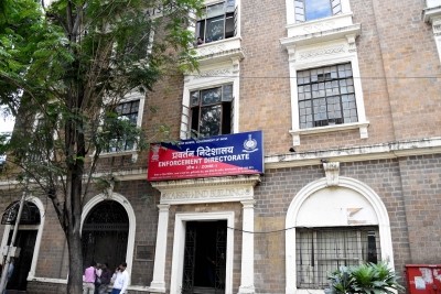 Chinese directors of firm associated with Vivo flee as ED continues raids Chinese directors of firm associated with Vivo flee as ED continues raids
