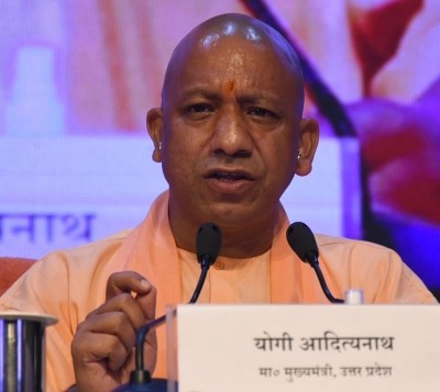 Yogi condemns Congress MP's remark on President