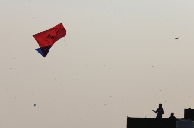 Chinese Manjha claims 30-yr-old man's life in Delhi Chinese Manjha claims 30-yr-old man's life in Delhi