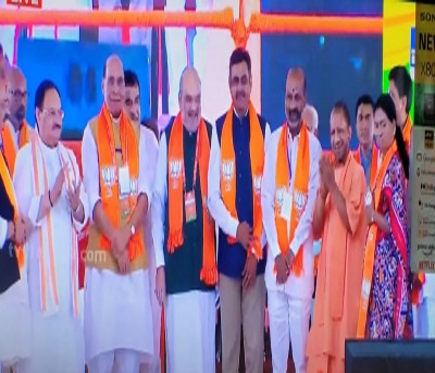 Telangana BJP aims big to poach on leaders of other parties Telangana BJP aims big to poach on leaders of other parties