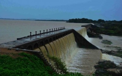 Godavari level at Bhadrachalam drops below danger mark Godavari level at Bhadrachalam drops below danger mark