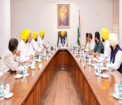 Punjab cabinet's first expansion likely on Monday Punjab cabinet's first expansion likely on Monday