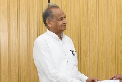 Gehlot expresses concern on 'exorbitant' fees of SC, HC lawyers Gehlot expresses concern on 'exorbitant' fees of SC, HC lawyers