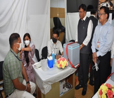 Mandaviya launches 'Covid Vaccination Amrit Mahotsav'