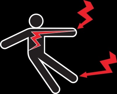 Four of a family electrocuted in Telangana