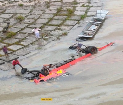 12 killed as Maha Roadways bus falls into river in MP 12 killed as Maha Roadways bus falls into river in MP
