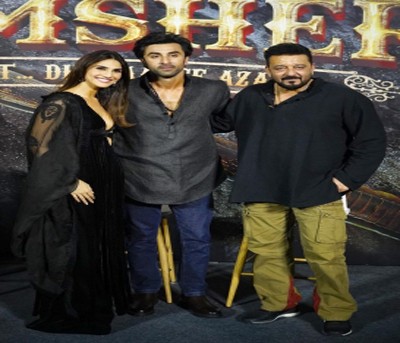 Ranbir, Sanjay, Vaani and Karan Malhotra set to have a roast session in Delhi Ranbir, Sanjay, Vaani and Karan Malhotra set to have a roast session in Delhi