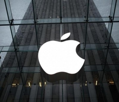 Apple plans to test new App Store ad placements