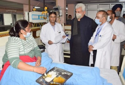 J&K LG meets injured Amarnath pilgrims at Srinagar Hospital J&K LG meets injured Amarnath pilgrims at Srinagar Hospital