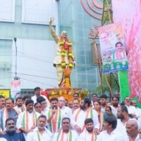 Telangana Congress demands YSR memorial in Hyderabad