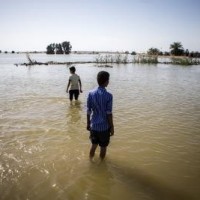 21 dead, 3 missing in Iran flash floods