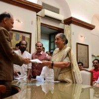 Alva files nomination for V-P, says winning and losing part of life