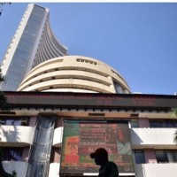 Sensex ends 1,000 points up, Nifty closes above 16,900