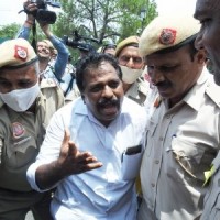 Intense protest outside Congress HQ, several leaders detained