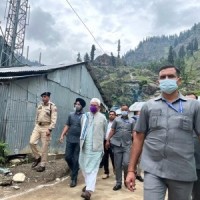 J&K LG visits Chandanwari, inspects arrangements for Amarnath pilgrims