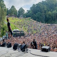 Australia's largest music festival forges ahead despite extreme weather