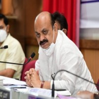 K'taka CM tells officials to gear up for effective implementation of R&D policy