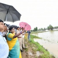 Telangana governor visits flood-hit villages of Bhadradri district