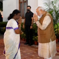 PM meets Droupadi Murmu after her victory
