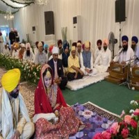 Embarking on new journey, Kejriwal wishes groom Bhagwant Mann