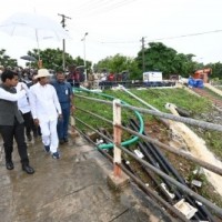 Telangana CM sees conspiracy behind Godavari floods