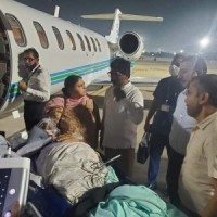 Jharkhand CM meets ailing Lalu Yadav at Delhi airport