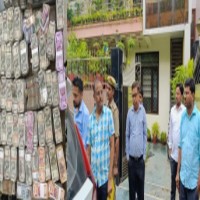 CBI, I-T raid ex-NBCC official's house, Rs 2 cr recovered