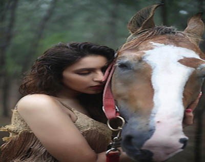 Ishika Taneja learns horse riding, says it's been a long-standing dream Ishika Taneja learns horse riding, says it's been a long-standing dream
