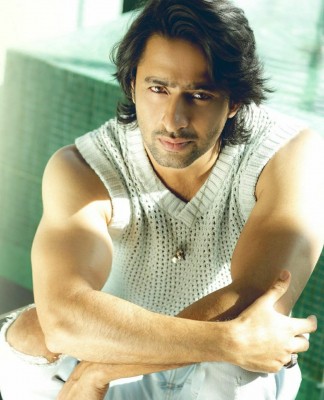 Shaheer Sheikh shares tips for a happy relationship