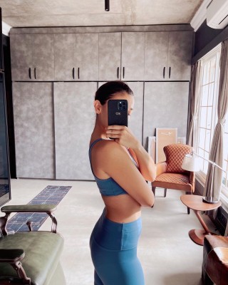 Alia flaunts svelte figure as she takes part in fitness challenge Alia flaunts svelte figure as she takes part in fitness challenge