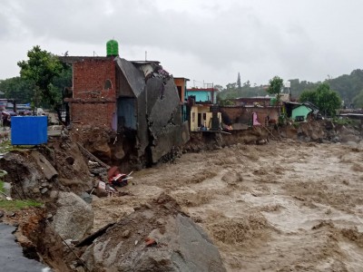 NDRF in Himachal as 10 missing in Himachal flashfloods NDRF in Himachal as 10 missing in Himachal flashfloods