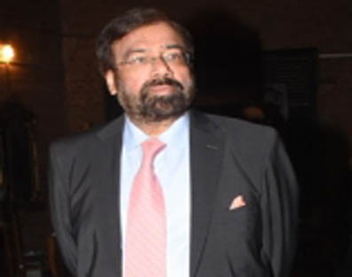 Goenka's latest swipe at Zomato fuels debate on bumper IPO despite losses Goenka's latest swipe at Zomato fuels debate on bumper IPO despite losses