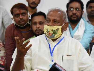 Bihar police should register FIR on IAS officer's complaint: Manjhi Bihar police should register FIR on IAS officer's complaint: Manjhi