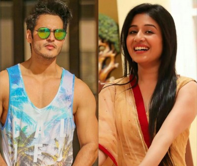 Paridhi inspires co-star Ravi Bhatia to be happy during hectic schedule Paridhi inspires co-star Ravi Bhatia to be happy during hectic schedule