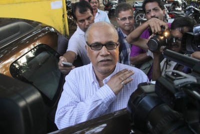 Frame charges against Kamat, Alemao in money laundering case: Goa court
