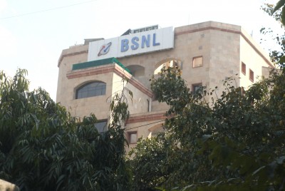 Goa govt takes up connectivity issue with BSNL after students' protest march