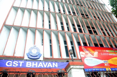Vizag jeweller fined Rs 6 crore for evading taxes Vizag jeweller fined Rs 6 crore for evading taxes