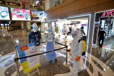 After long hiatus, malls welcome shoppers in B'luru After long hiatus, malls welcome shoppers in B'luru
