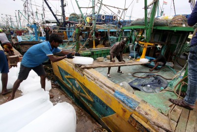 Fishermen demand that like crops, govt fix prices of fish Fishermen demand that like crops, govt fix prices of fish