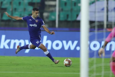 Crivellaro to stay at Chennaiyin FC, signs multi-year contract Crivellaro to stay at Chennaiyin FC, signs multi-year contract