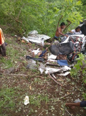 Pilot killed, trainee hurt as Italian-made trainer crashes in Maha Pilot killed, trainee hurt as Italian-made trainer crashes in Maha