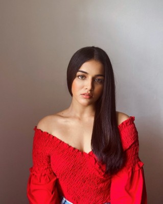 Wamiqa Gabbi: To be cast with successful actors in 'Mai' very flattering Wamiqa Gabbi: To be cast with successful actors in 'Mai' very flattering