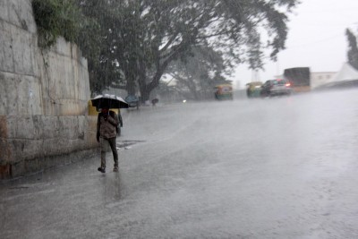 Most K'taka districts to receive heavy rainfall in next two days Most K'taka districts to receive heavy rainfall in next two days