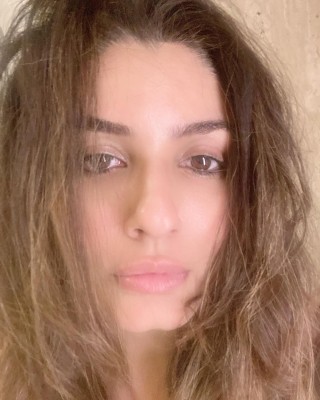 Raveena Tandon shares glimpse of 'messy mornings' Raveena Tandon shares glimpse of 'messy mornings'