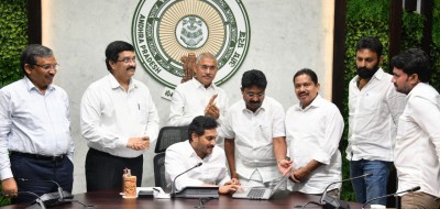 Andhra disburses Rs 694 cr to 11L students under Vidya Deevena scheme Andhra disburses Rs 694 cr to 11L students under Vidya Deevena scheme