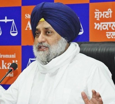 Sukhbir slams tax raids on media outlets Sukhbir slams tax raids on media outlets